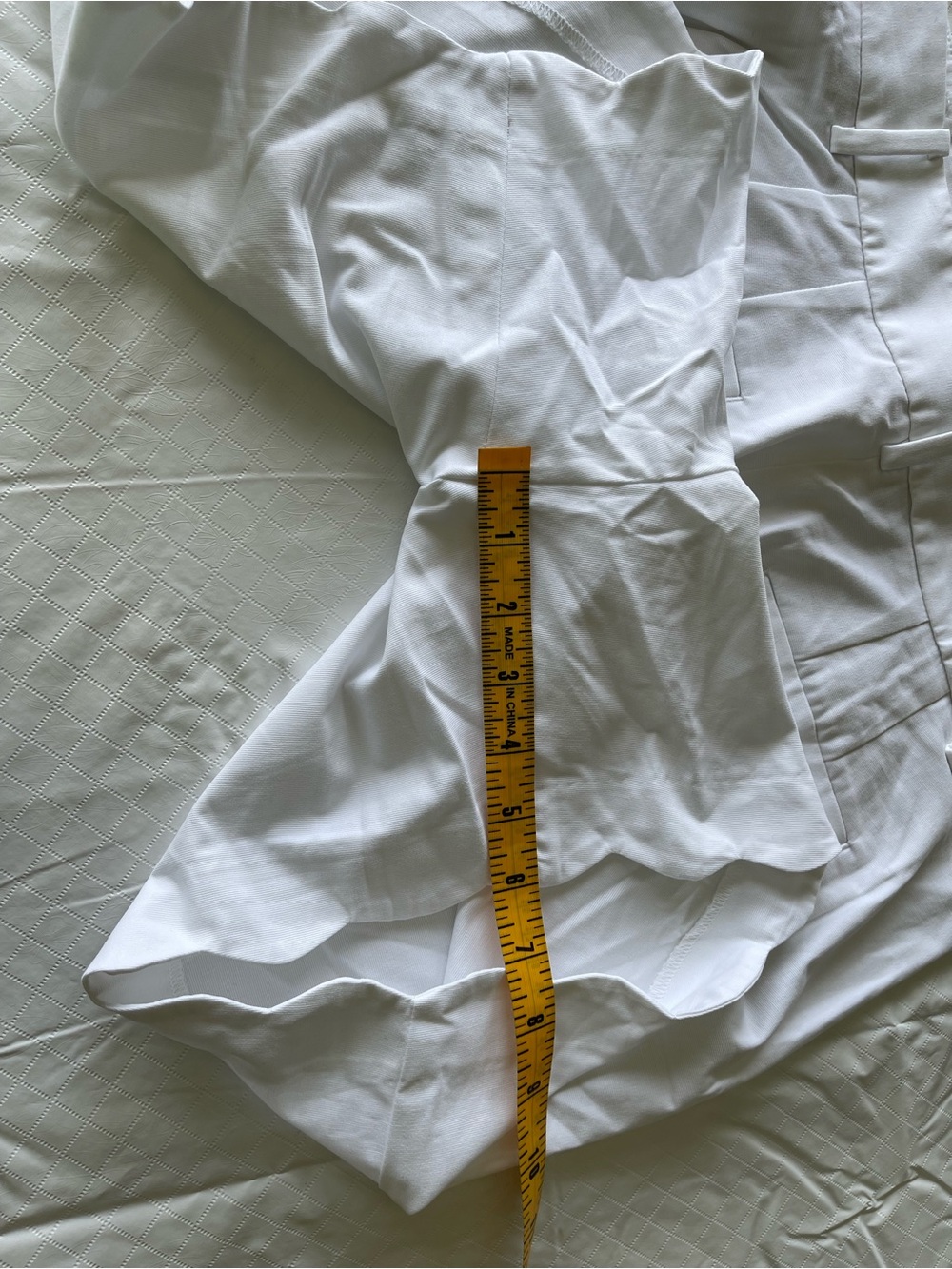 TALBOTS White Scallop Hem Shorts - Picture 5 of 7